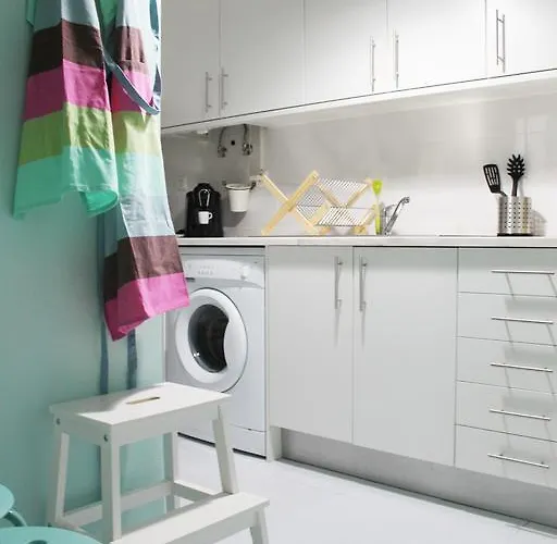 Window To Ii * Lisboa