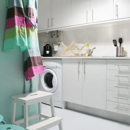 Window To Ii * Lisboa